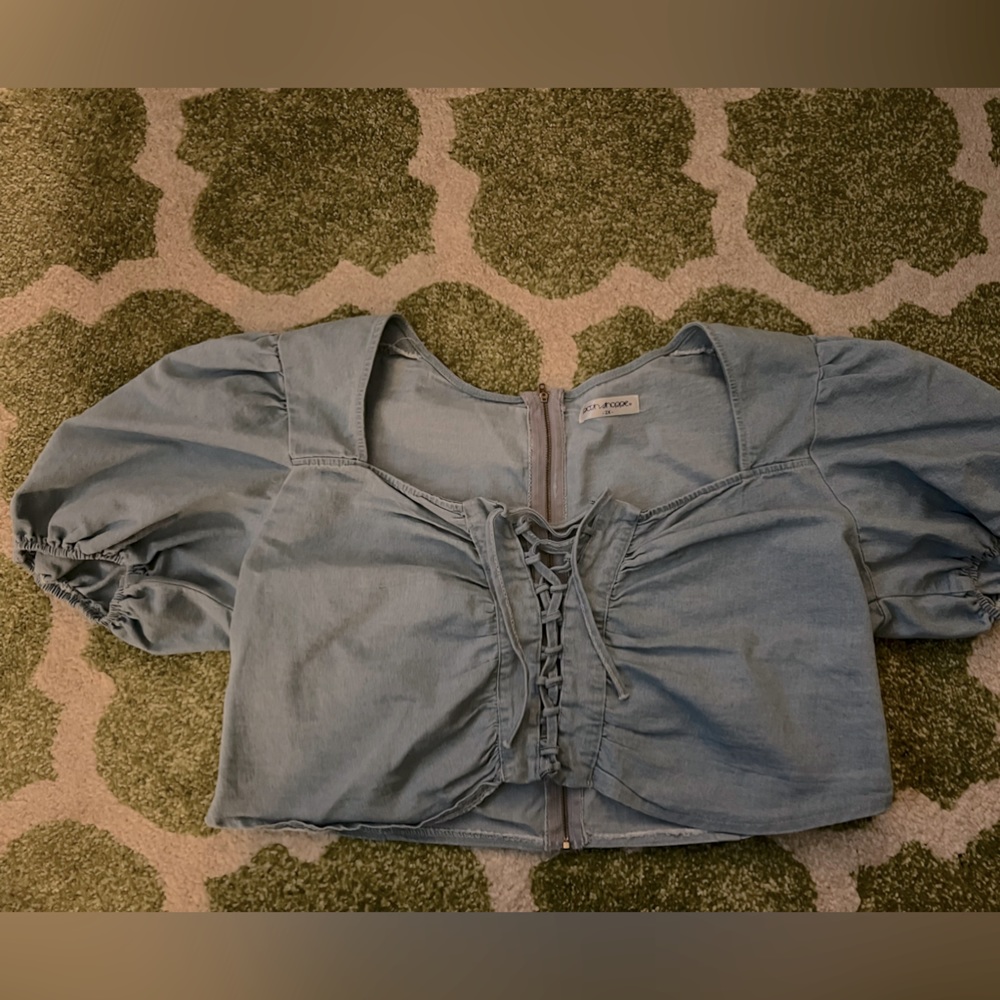 Puff Sleeve Chambray Lace Up Crop